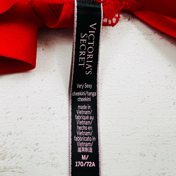 M Victoria’s Secret Very Sexy Strappy Crotchless Cheekini Rare Retired Style - Picture 8 of 10